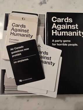 Party Game: Cards Against Humanity With Canadian Special Edition Pack